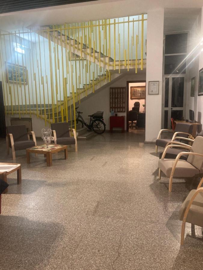 Hotel L'Ancora 라 칼레타 외부 사진